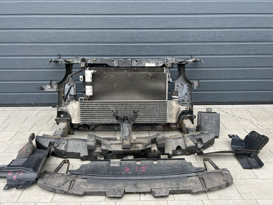 Установочная панель телевізор радіатори  Nissan Qashqai