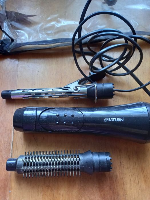 Фен-плойка з двома насадками