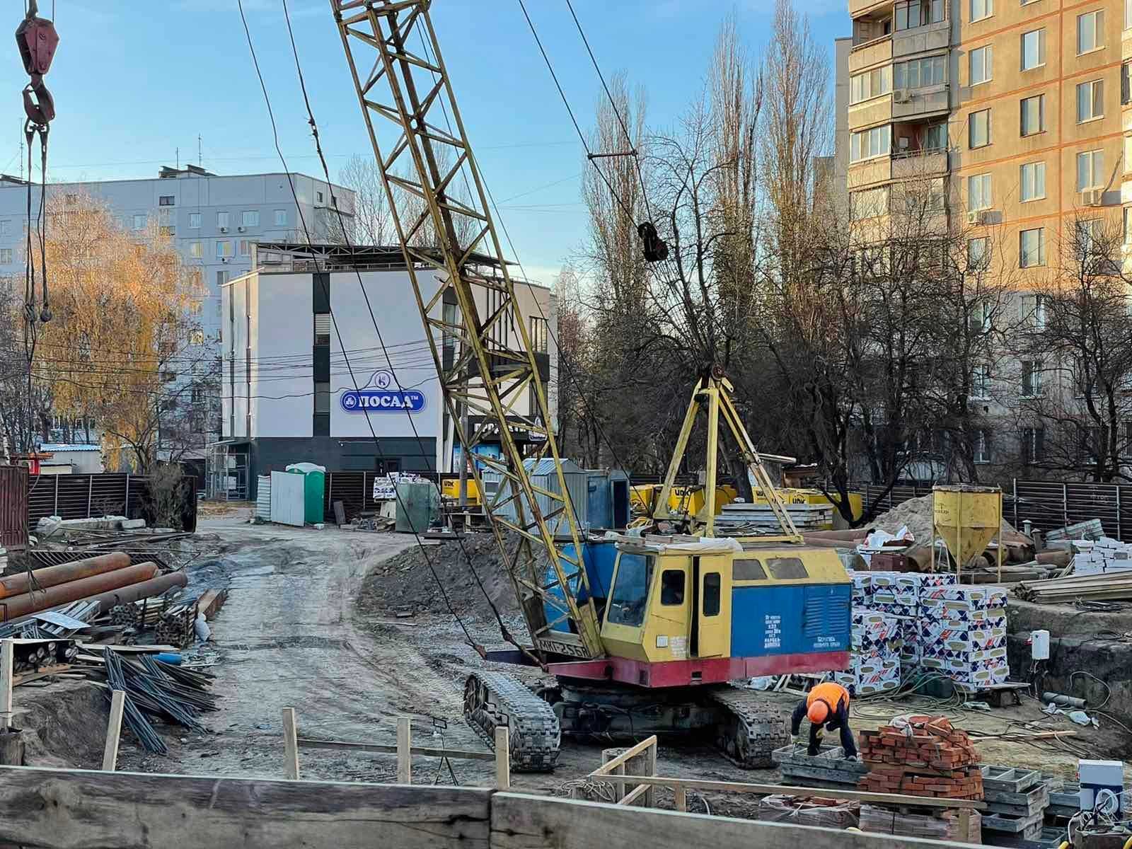 Терміново! Продаж кранів МКГ 25 БР