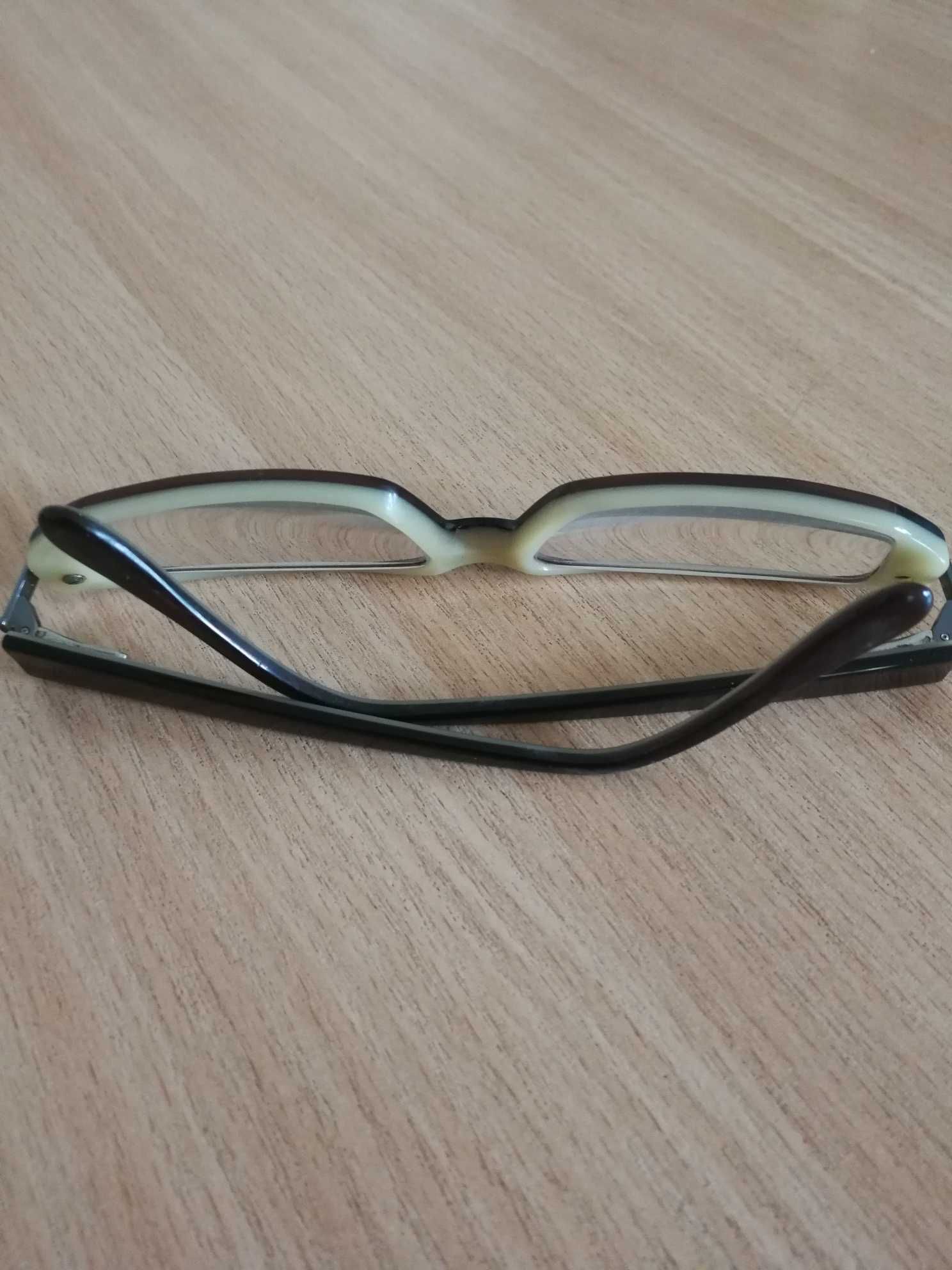 Damskie oprawki do okularów - używane
