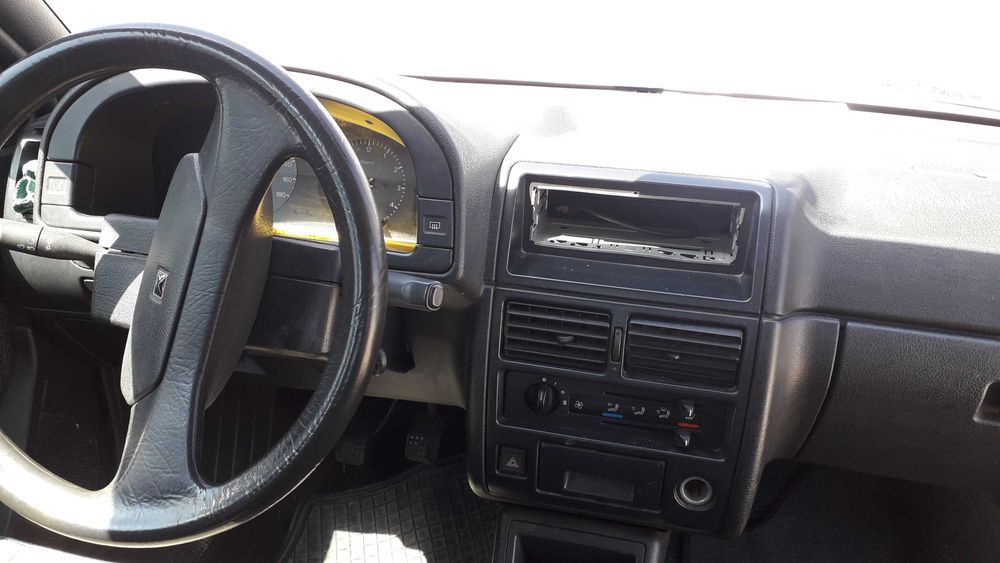 Temos para peças Citroen AX