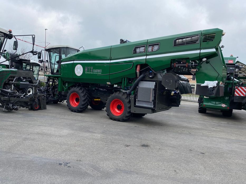 Kombajn do pomidorów SANDEI THR 850 S