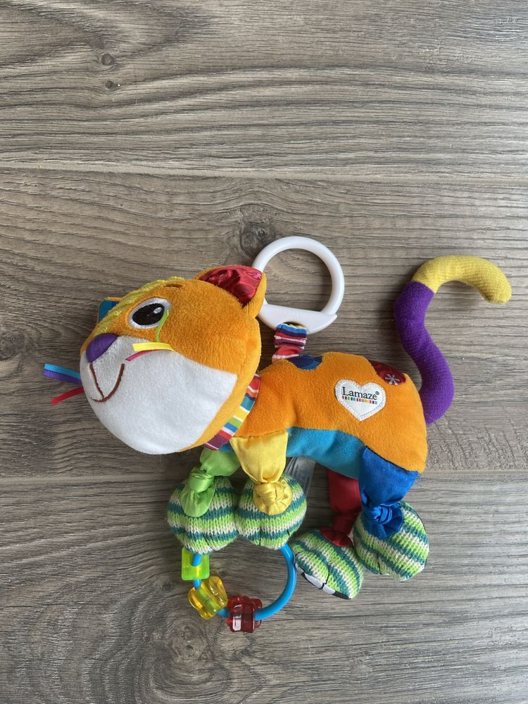 Іграшка-підвіска кіт від фірми Lamaze
