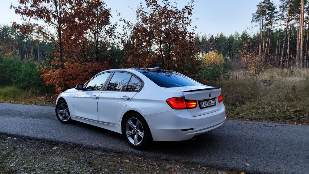 Продам BMW 320i f30