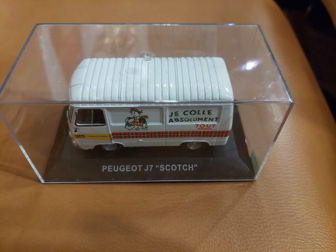 Miniatura Peugeot j7 scotch