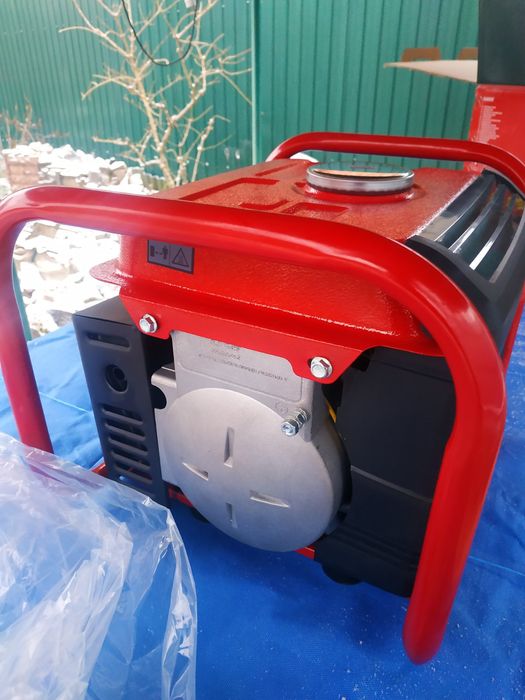 Продам новый бензиновый генератор Einhell,с Германии