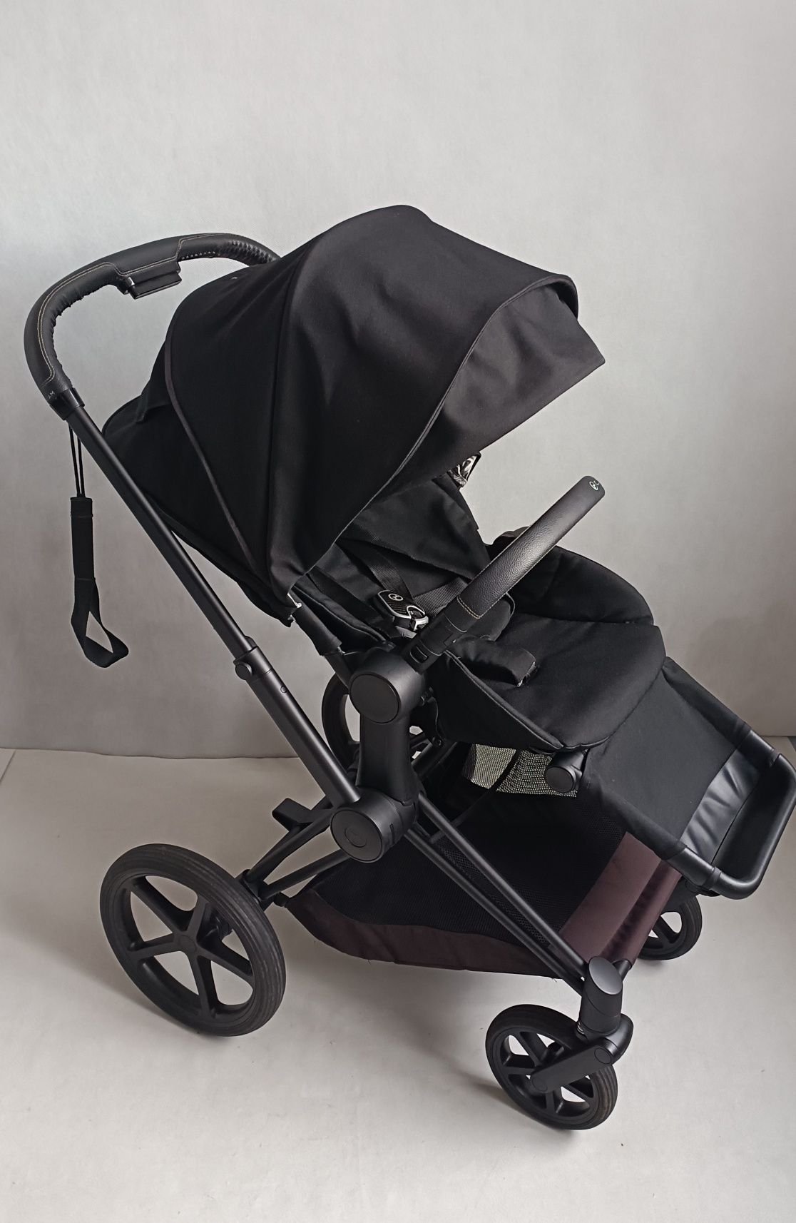 Wózek Cybex Priam 2.0 Black - spacerowka
