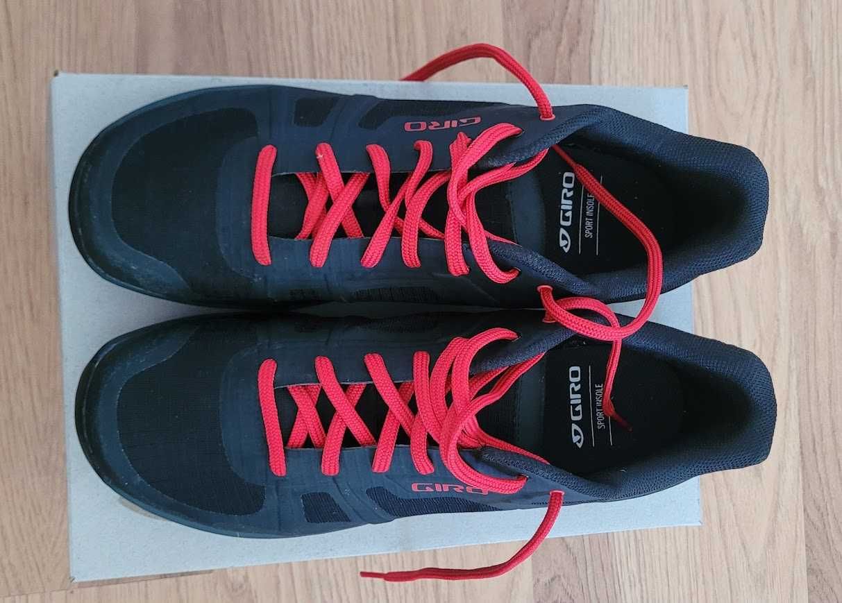Nowe buty rowerowe GIRO rozmiar 43