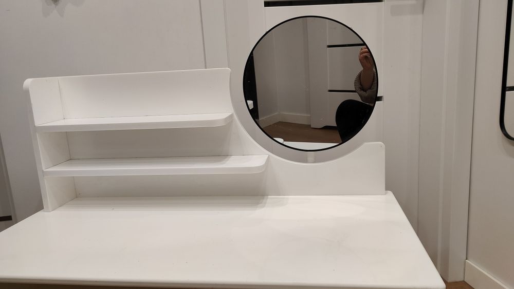 Toaletka dla dziewczynki