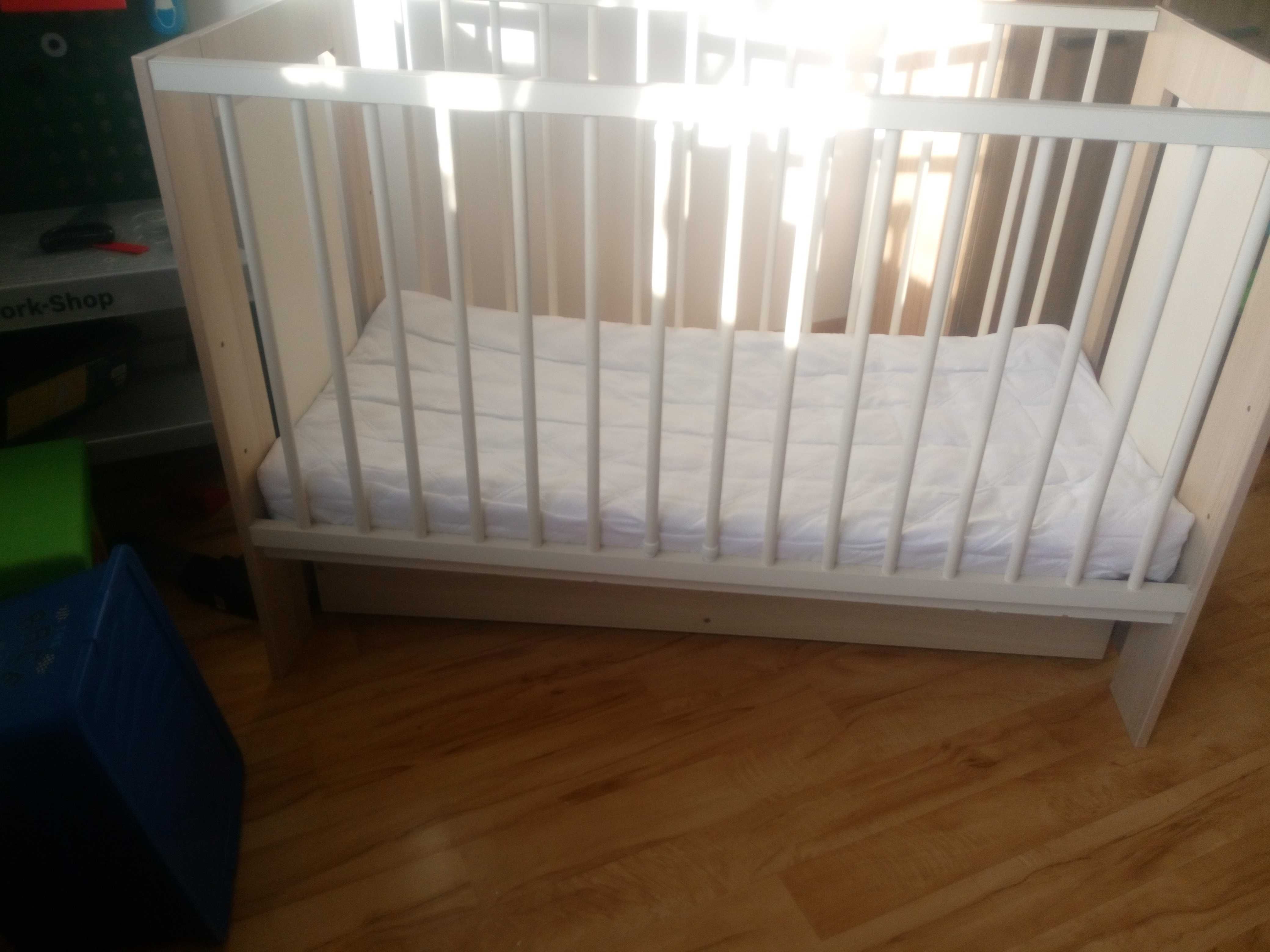 Łóżeczko niemowlęce firmy Klupś 120x60