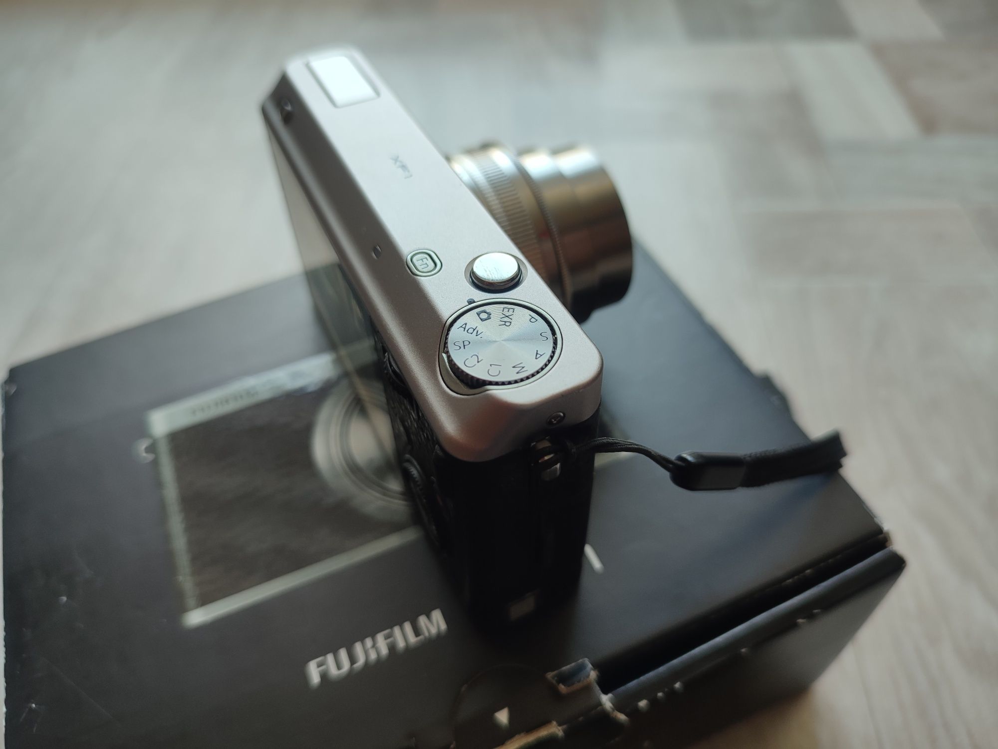 UNIKAT Fuji XF1 stan idealny, komplet KATOWICE