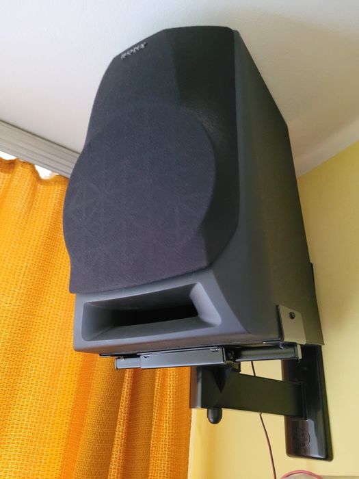 Kolumny głośnikowe z uchwytem