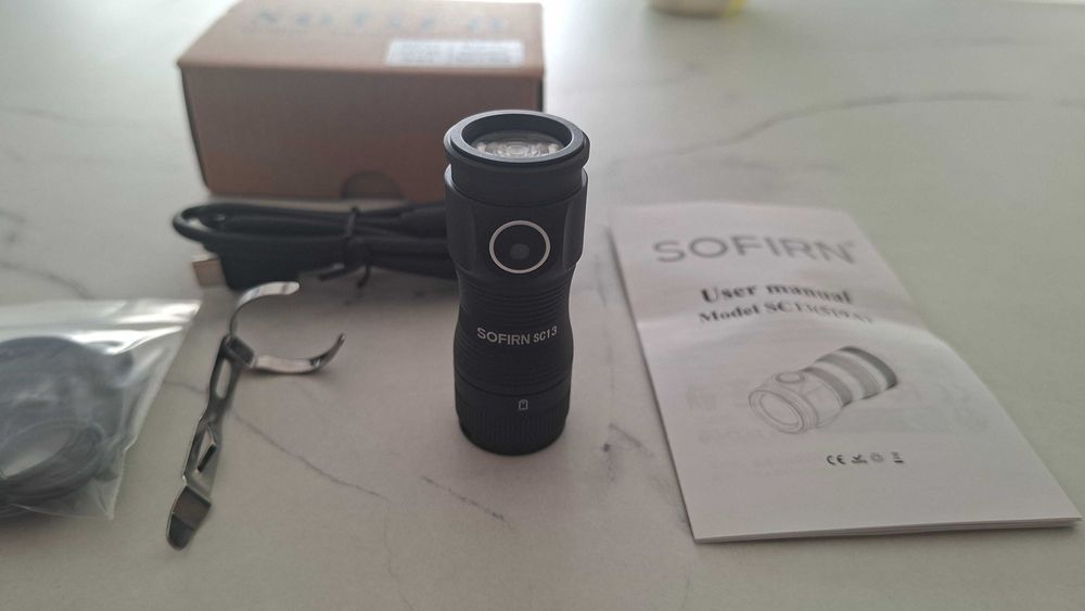 Sofirn sc13 mini latarka mocna z ogniwem