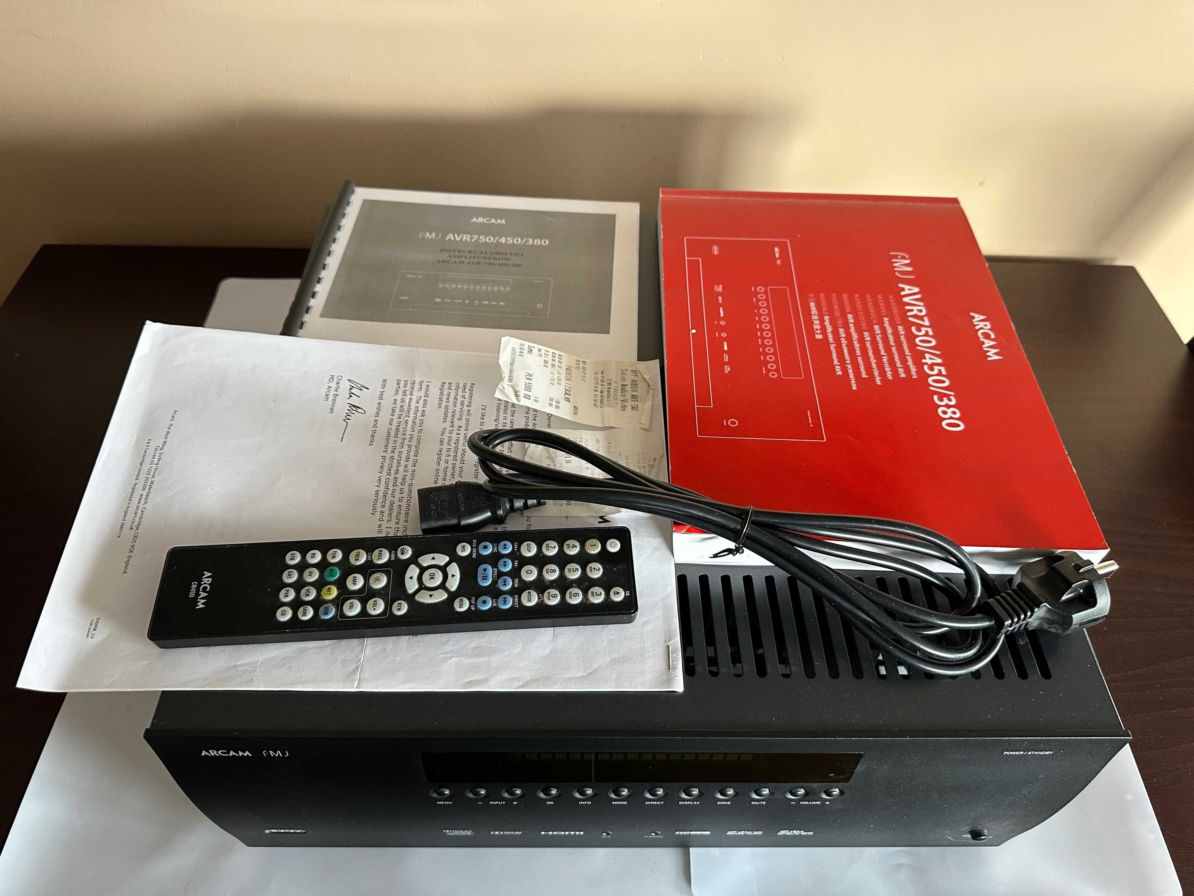 Amplituner ARCAM AVR 380
