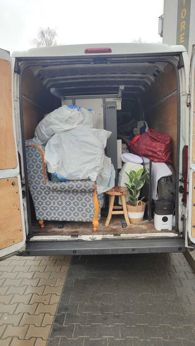 PROFESJONALNY Transport/ PRZEPROWADZKI, Poznań/Polska/Europa