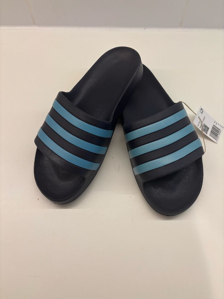Klapki Adidas New 42/43
