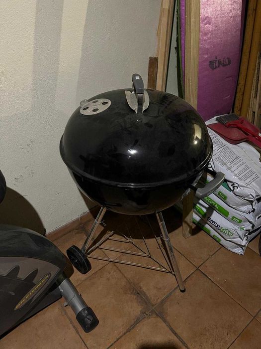Barbecue a carvão WEBER Compact Kettler 47CM Preto