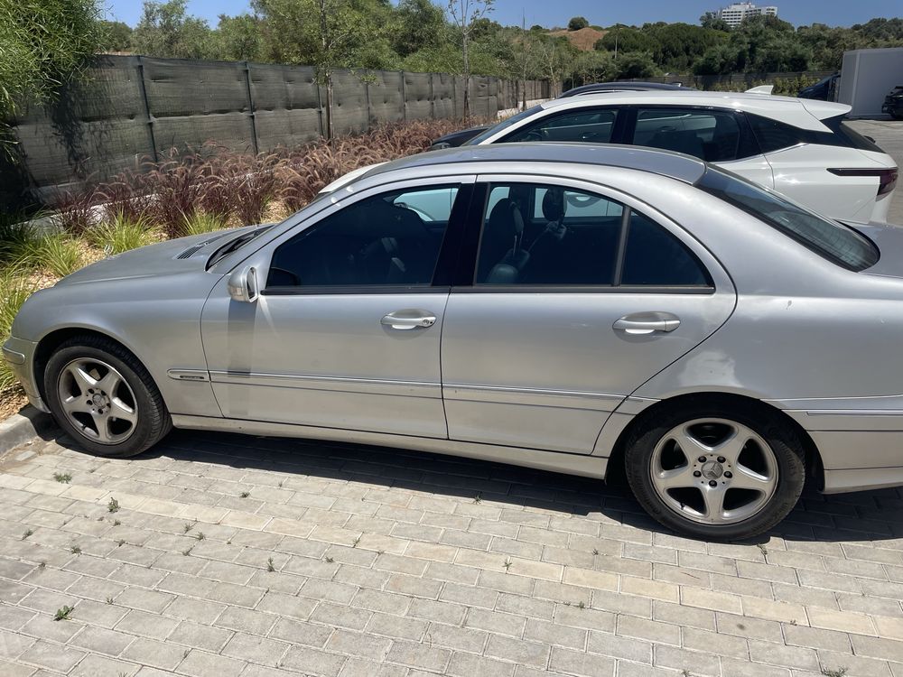 Mercedes c 220 w 203