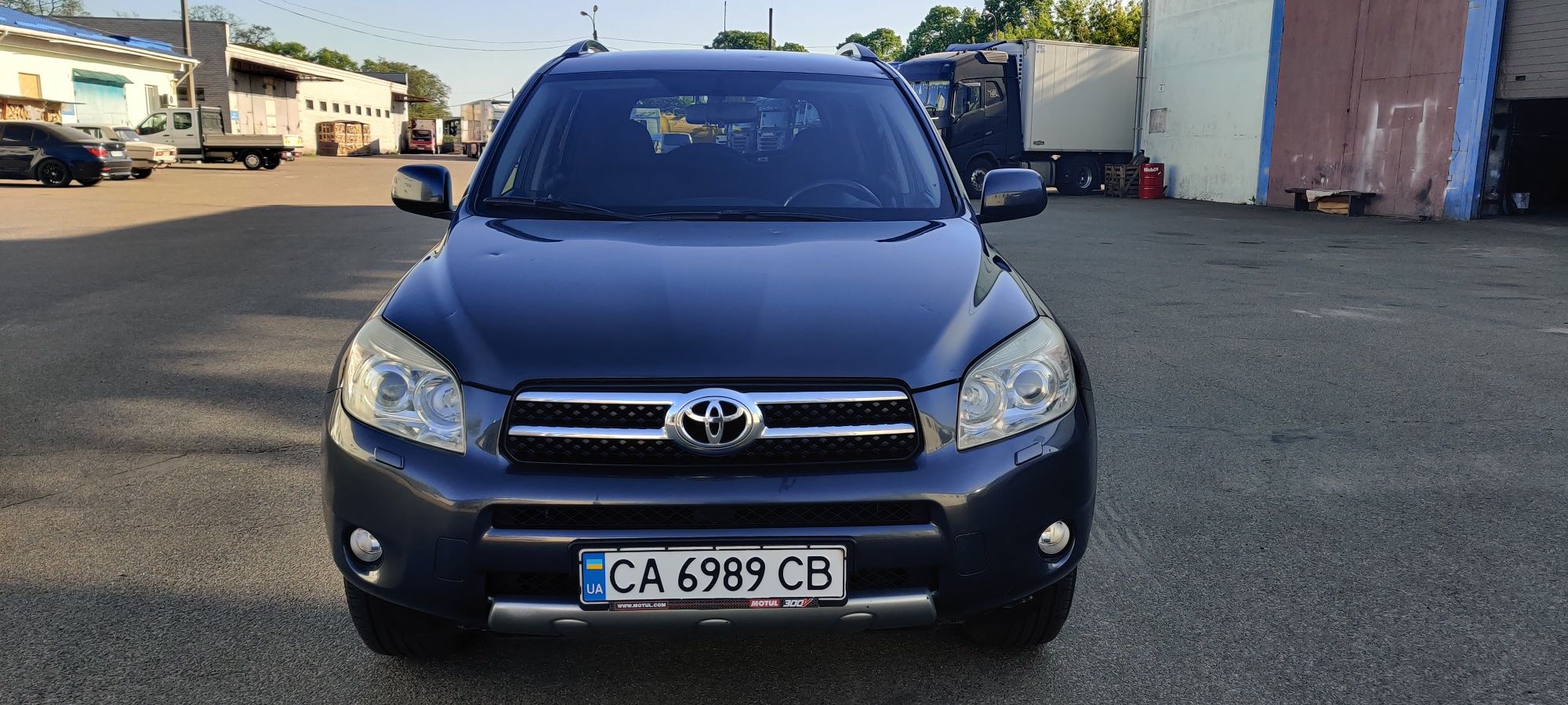 Продам Toyota RAV-4, 2008, 2л, бенз, 4x4