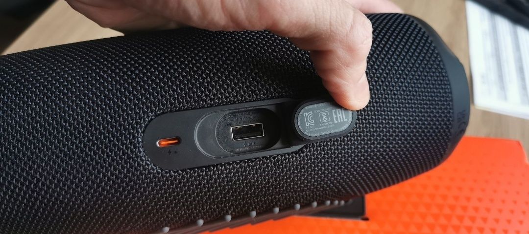 Głośnik JBL charge 5