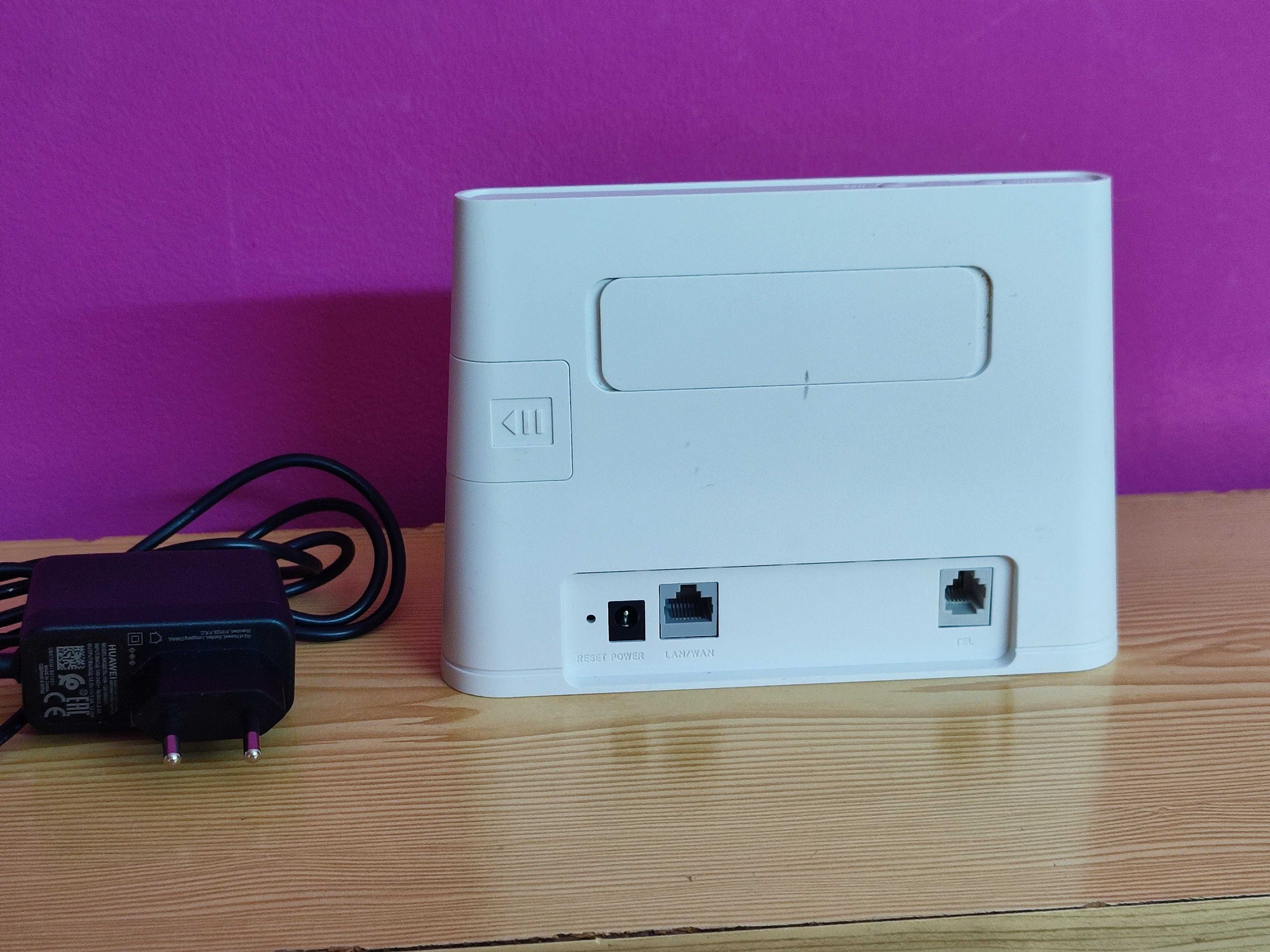 Huawei B311 4G Cat.4 Router