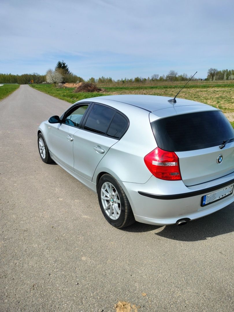 BMW  serii 1 - 118d