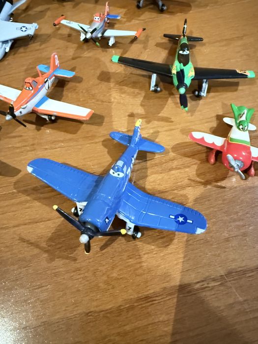 Coleção de 18 Aviões