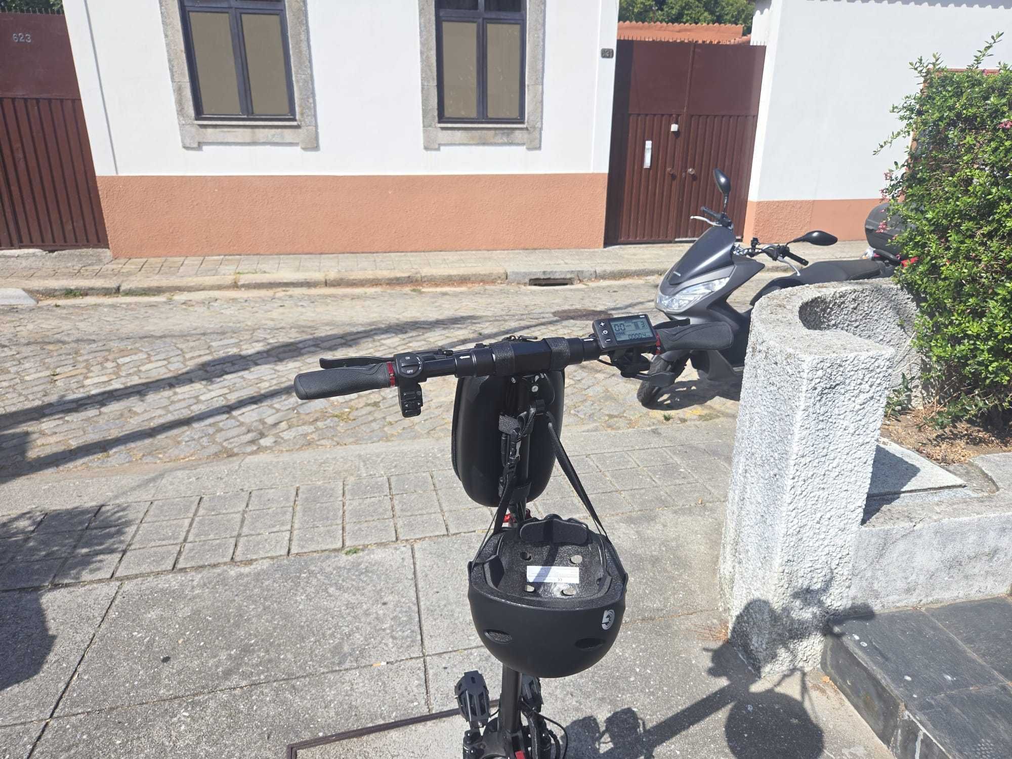 Trotinete UrbanGlide E-CROSS PRO BOOST 2