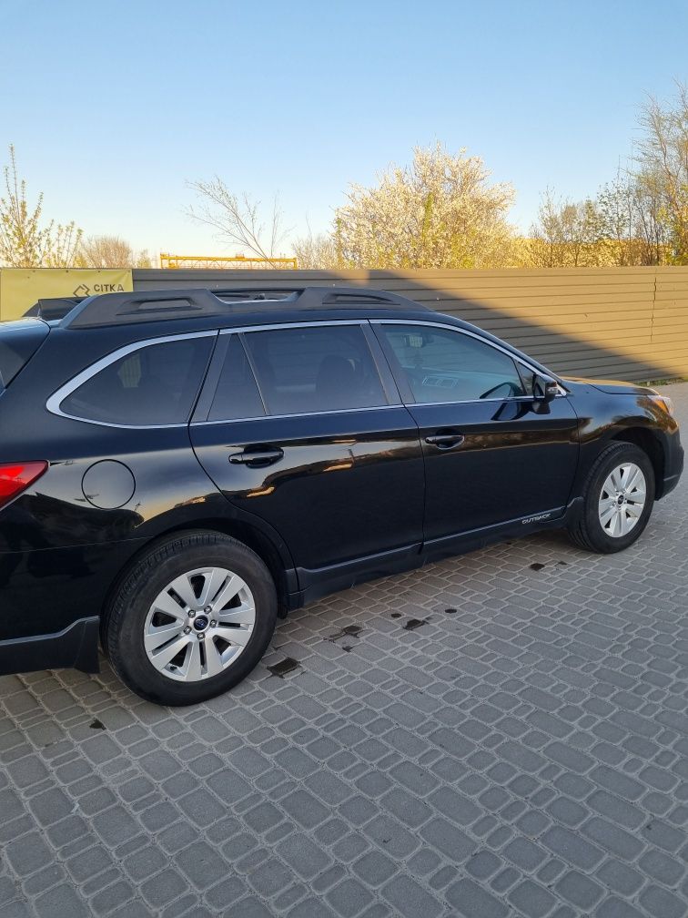 Subaru Outback 2016