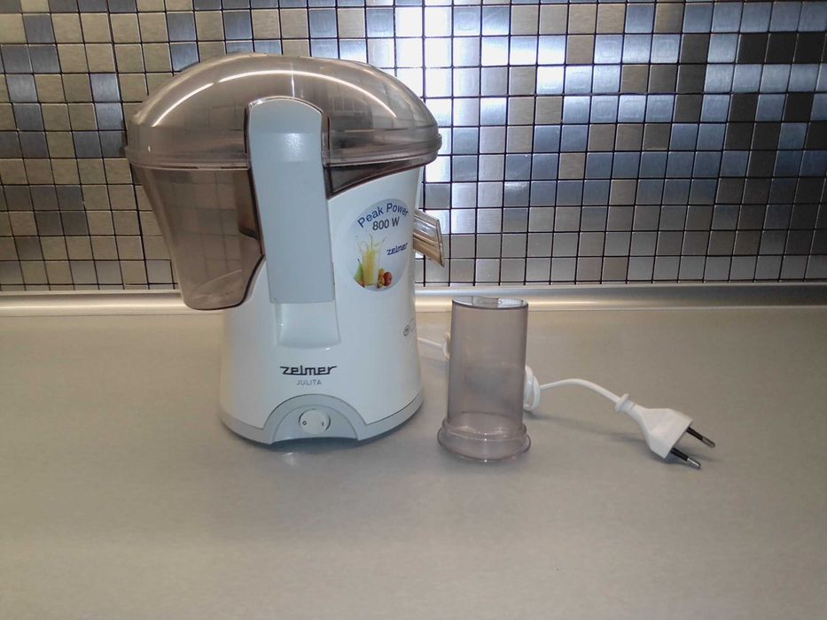 Sokowirówka Julita Zelmer mała idealna do codziennego robienia soków !