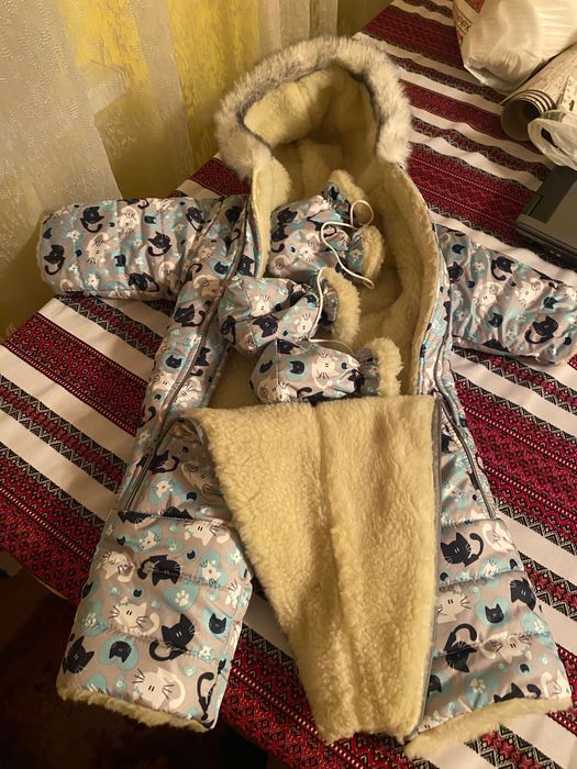 Дитячий комбінезон