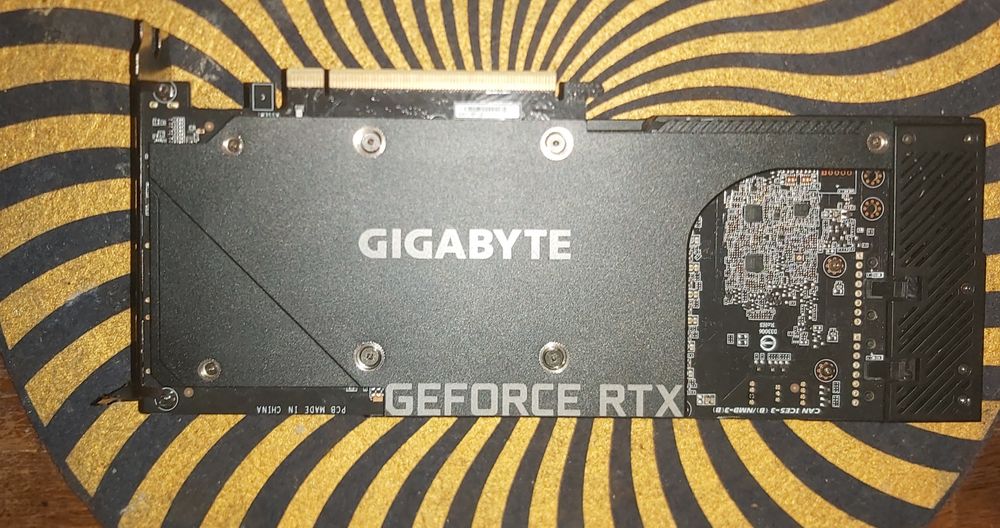 Karta rtx 3080 gigabyte turbo