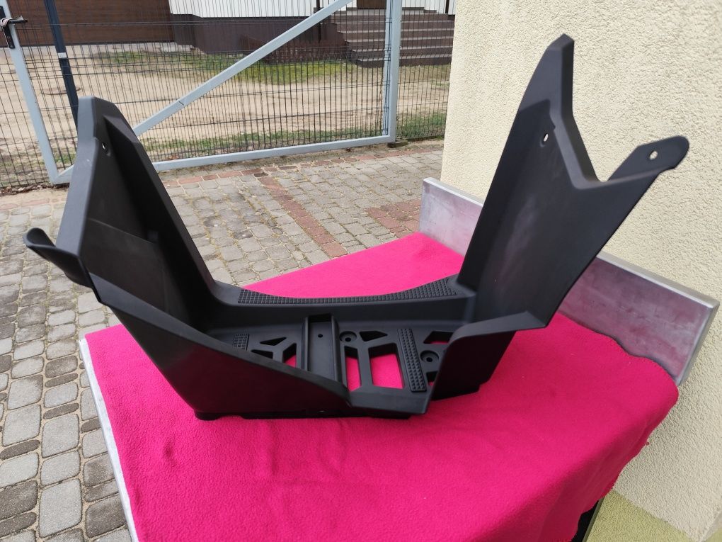 Błotnik stopień podest Kymco MXU 400 MXU 450 Maxxer