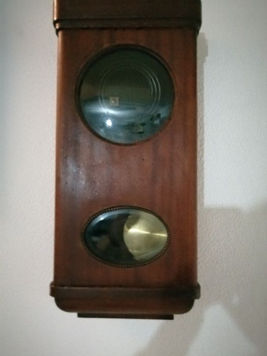 Caixa de relógio de parede