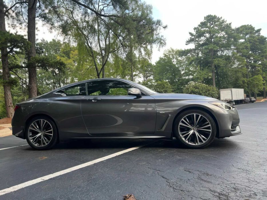 Infiniti Q60      2019