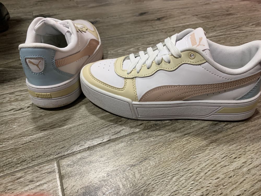 Білі шкіряні кросівки puma 36 23 см