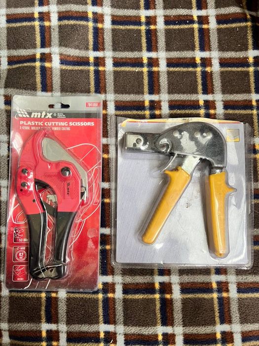 Заклёпочник для гипсокрт.дюбелей Topex. Труборез ПВХ ножницы Matrix