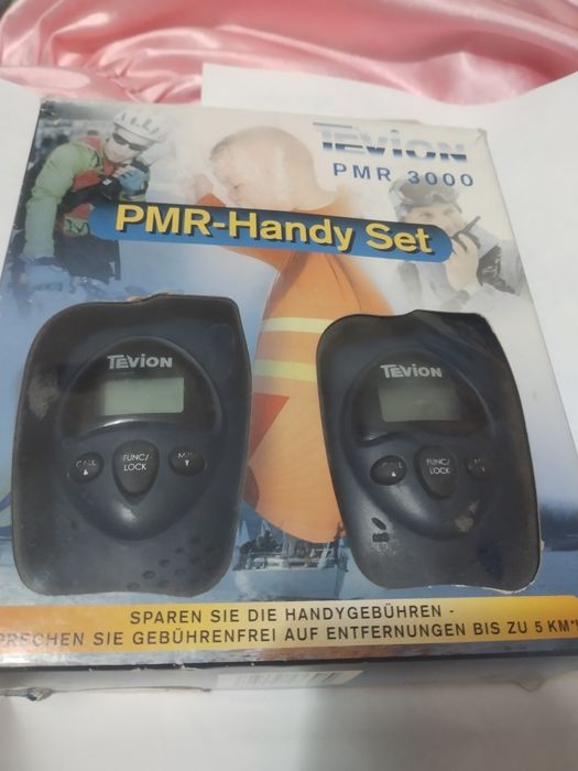 Рация 5 км  Токи Воки две штуки