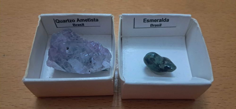 Quartzo e esmeralda de coleção