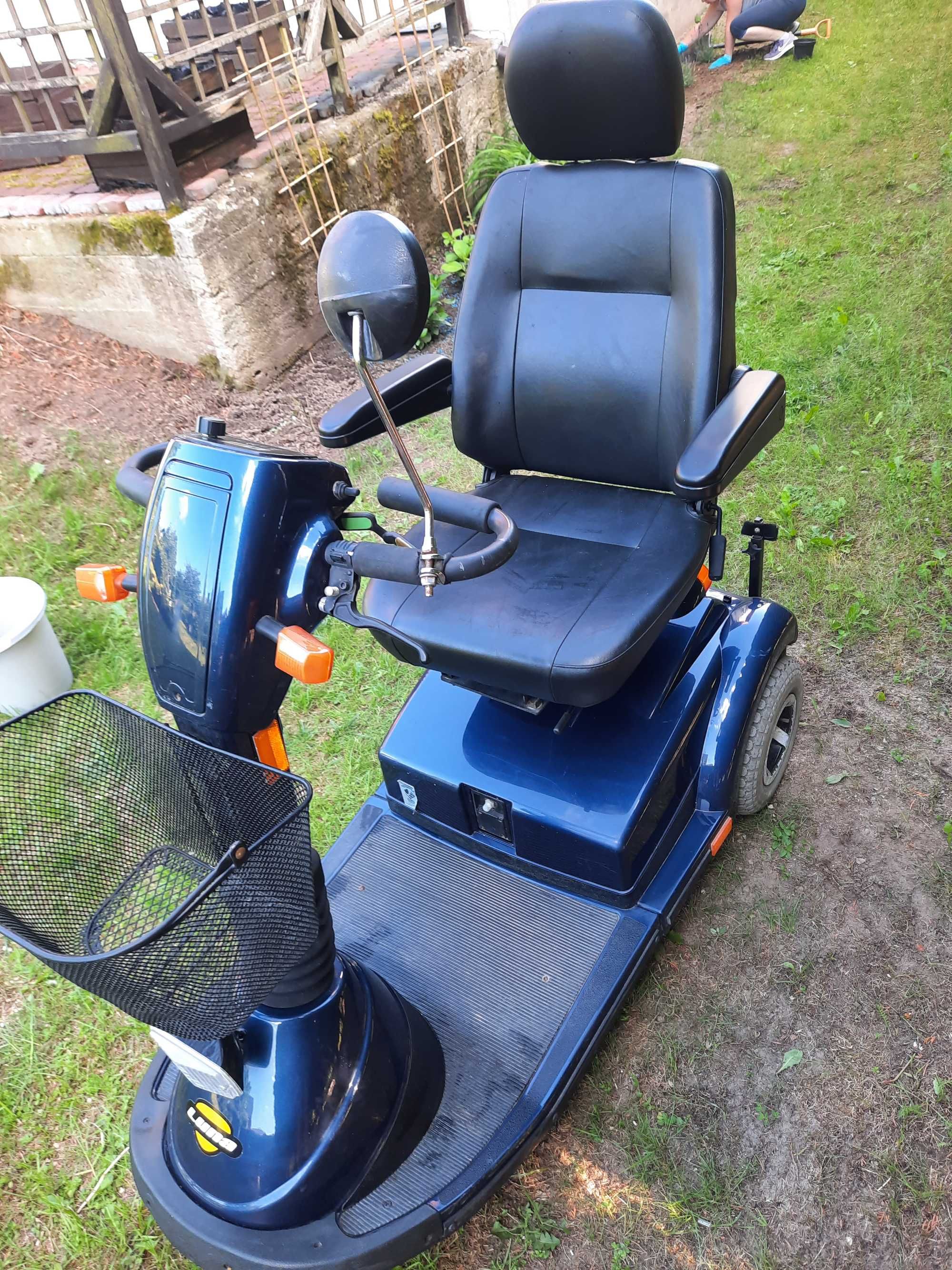 Wózek inwalidzki elektryczny