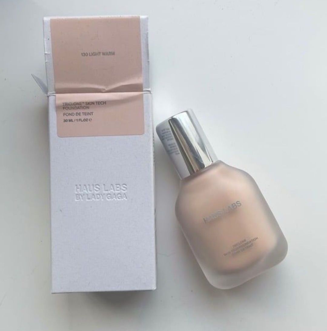 Haus Labs By Lady Gaga Triclone Skin-Tech Foundation podkład 
Triclone