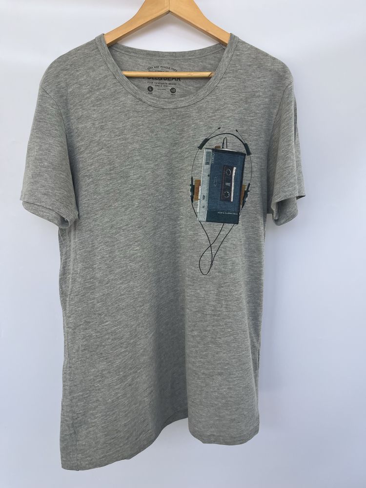 T-shirt Pull & Bear Music Theme