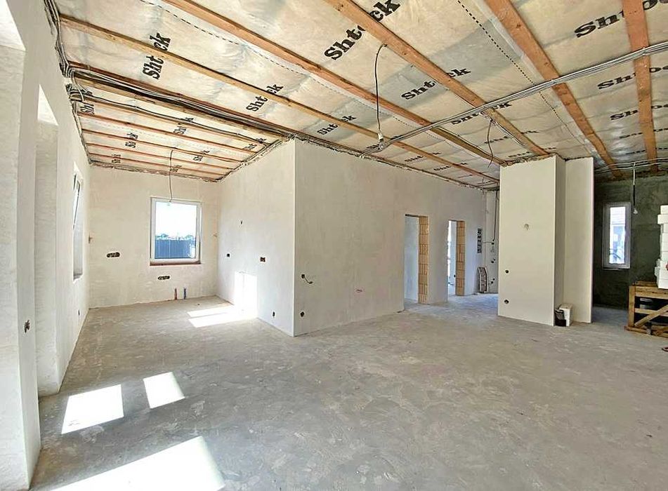 Одноповерховий ОКРЕМИЙ  БУДИНОК  у Лісовій Бучі! Чистове оздоблення!