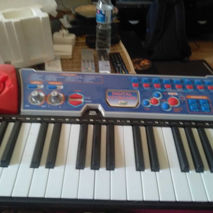 Teclado electrónico IMC 3 octavas