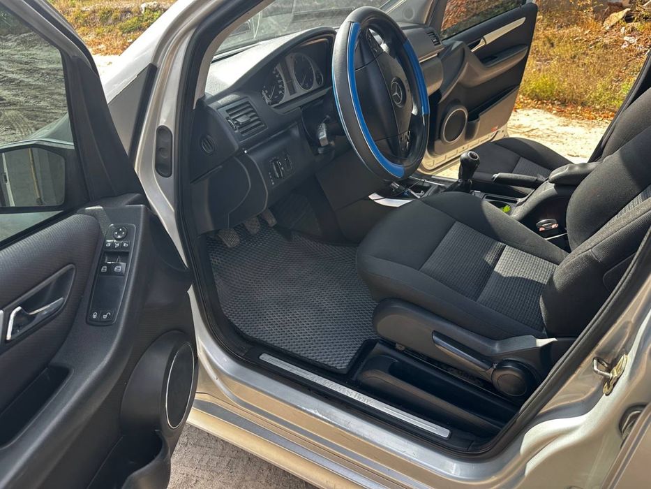 Мерседес В-180 2.0 cdi