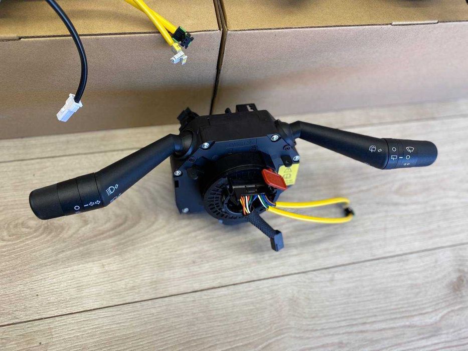 Подрулевой переключатель Гранде Пунто 199 Гитара перемикач Fiat Evo