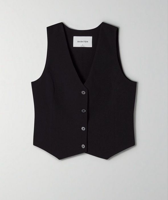 Чорна класична жилетка