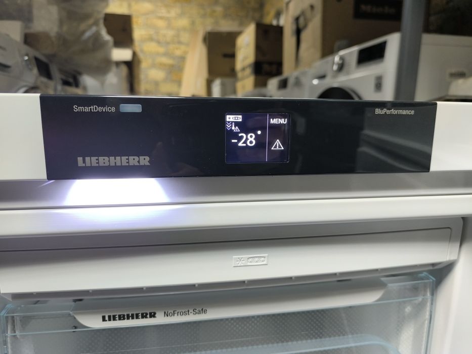 Морозильна камера Liebherr GN 3235 NoFrost