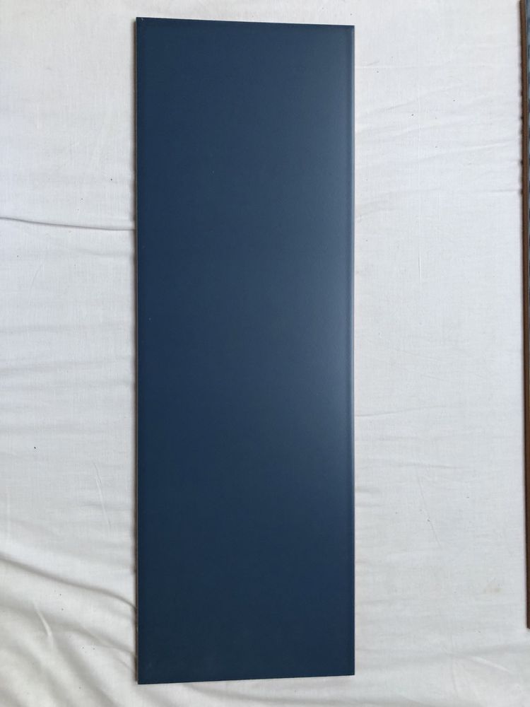 Płytki blue matt 20 x 60 cm gatunek II 6 sztuk