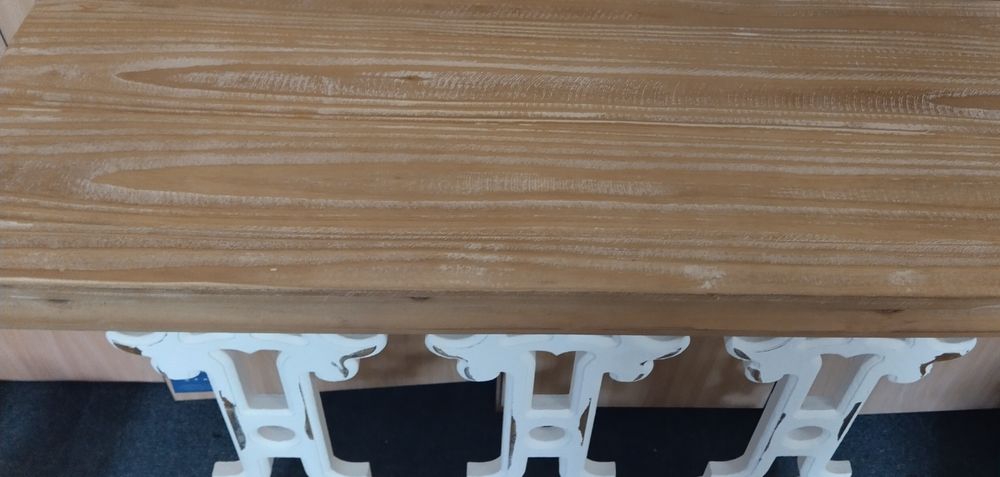 Konsola drewniana firmy westwing